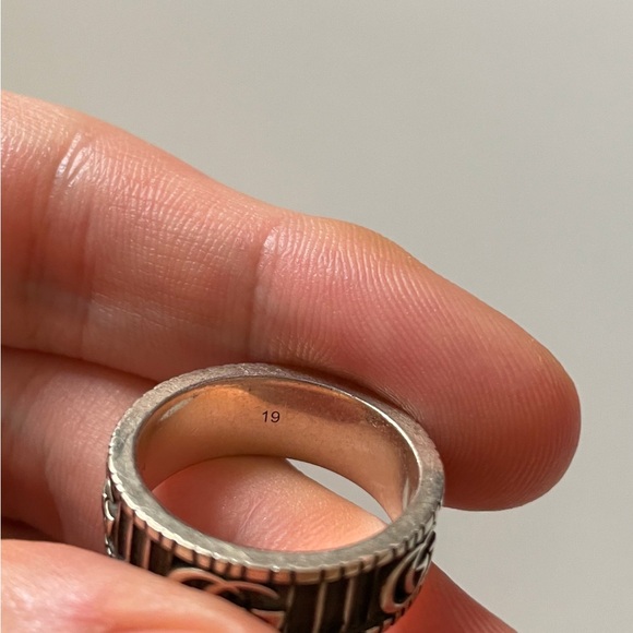 Gucci  925 RING WITH DOUBLE G IN SILVER - Picture 6 of 6